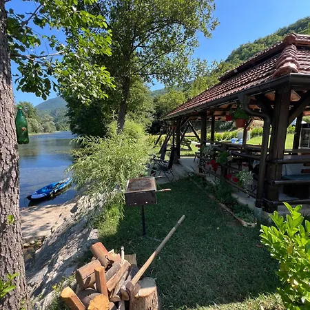 Vila Emilija Krupa na Vrbasu